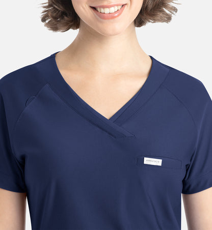 Women Maevn Embrace Luna - Tuckable Y-Neck Top 2502