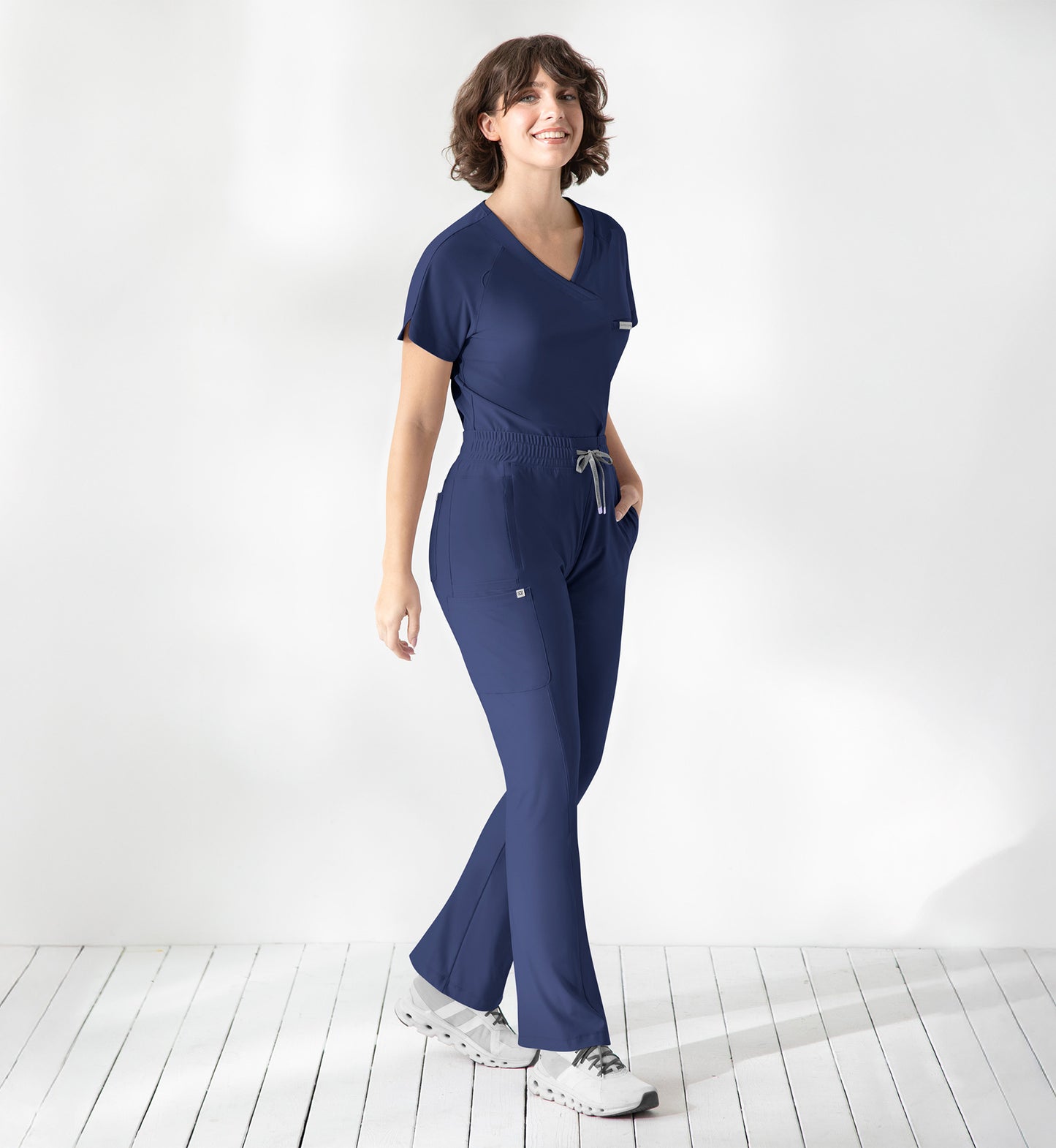 Women Maevn Embrace Luna - Tuckable Y-Neck Top 2502