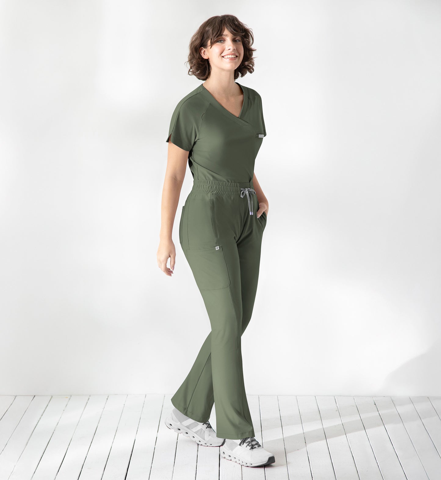 Women Maevn Embrace Luna - Tuckable Y-Neck Top 2502