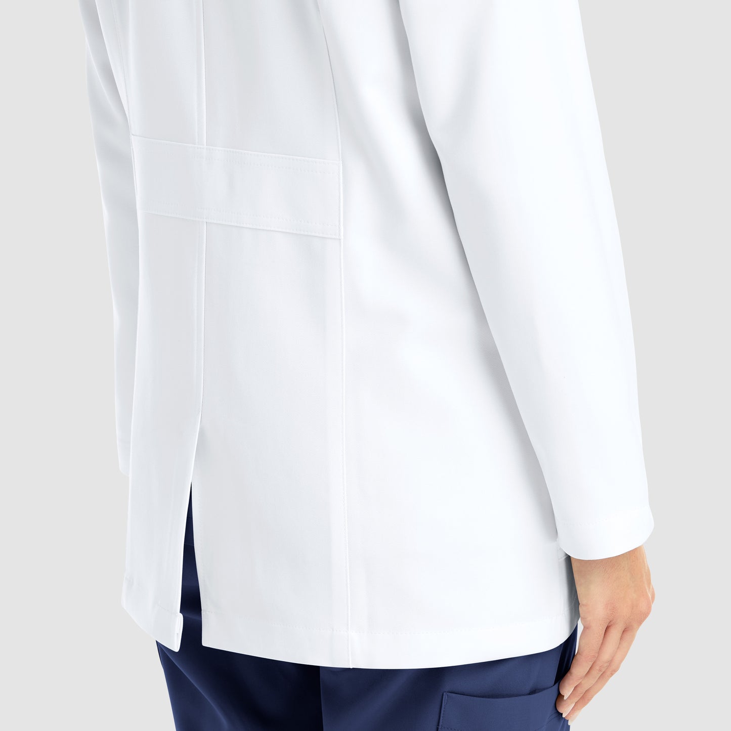 MAEVN WOMEN’S CONSULTATION 29INCH  LAB COAT 5073