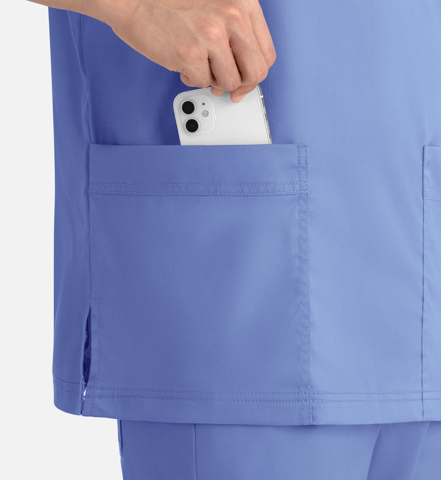 Men-Matrix 3 Pocket V-Neck Top 5502