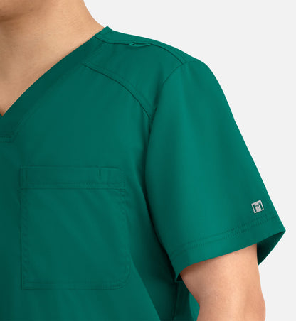 Men-Matrix 3 Pocket V-Neck Top 5502