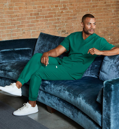 Men- Maevn Momentum  4 Pocket Banded V-Neck Top 5802