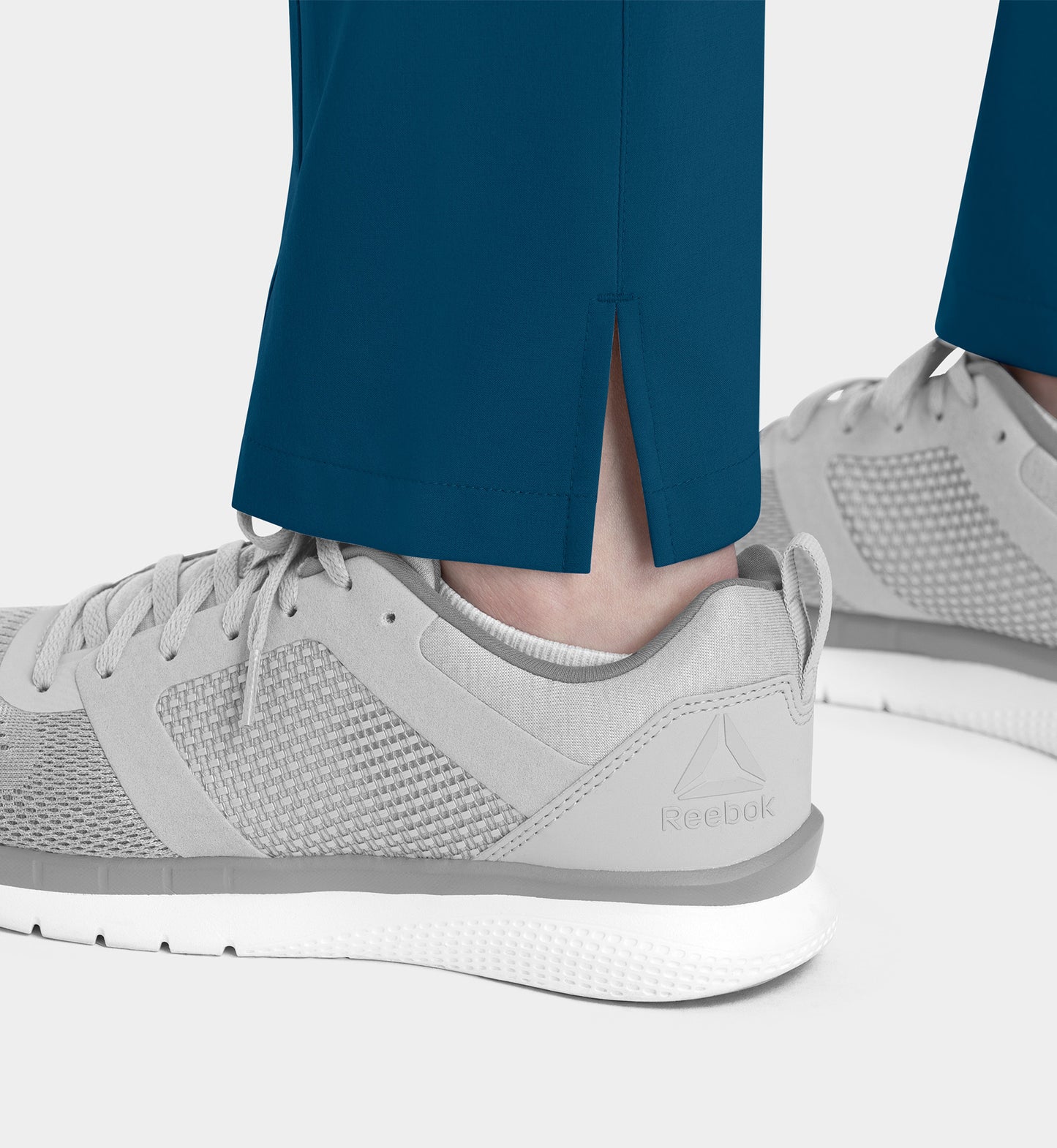 Women’s  IRG –EPIC Tapered Leg Pant 9811