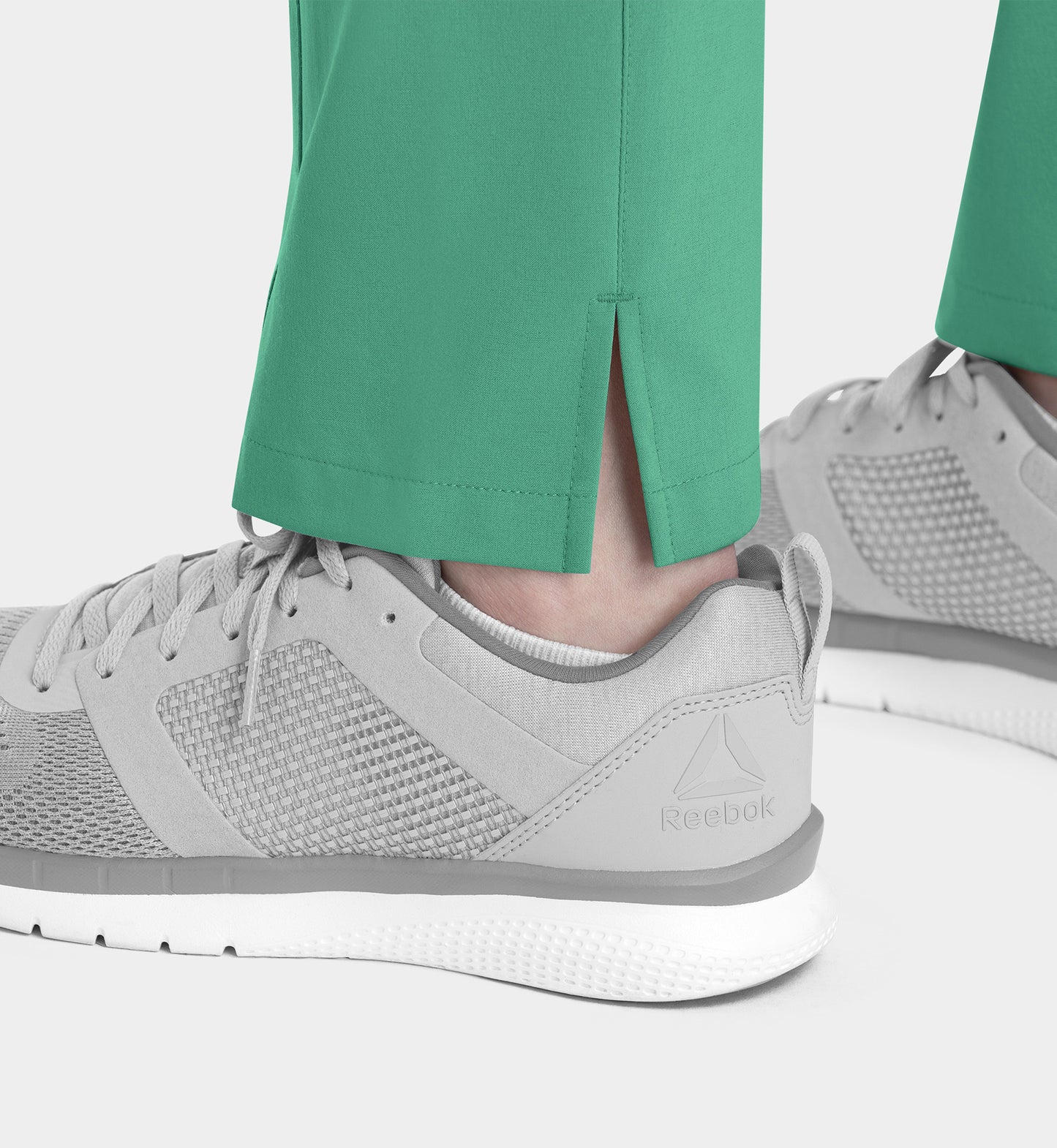 Women’s  IRG –EPIC Tapered Leg Pant 9811