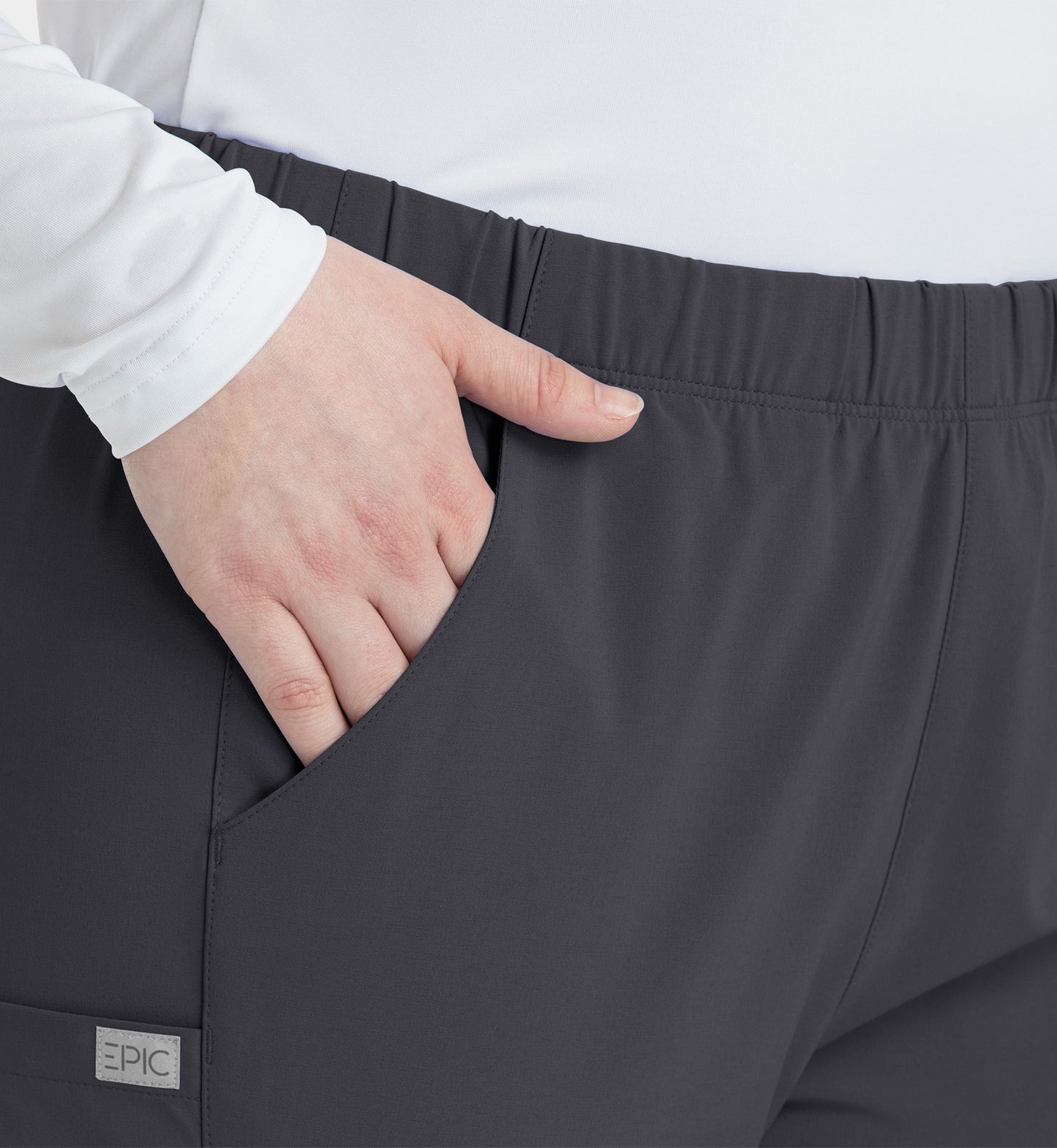 Women’s  IRG –EPIC Tapered Leg Pant 9811