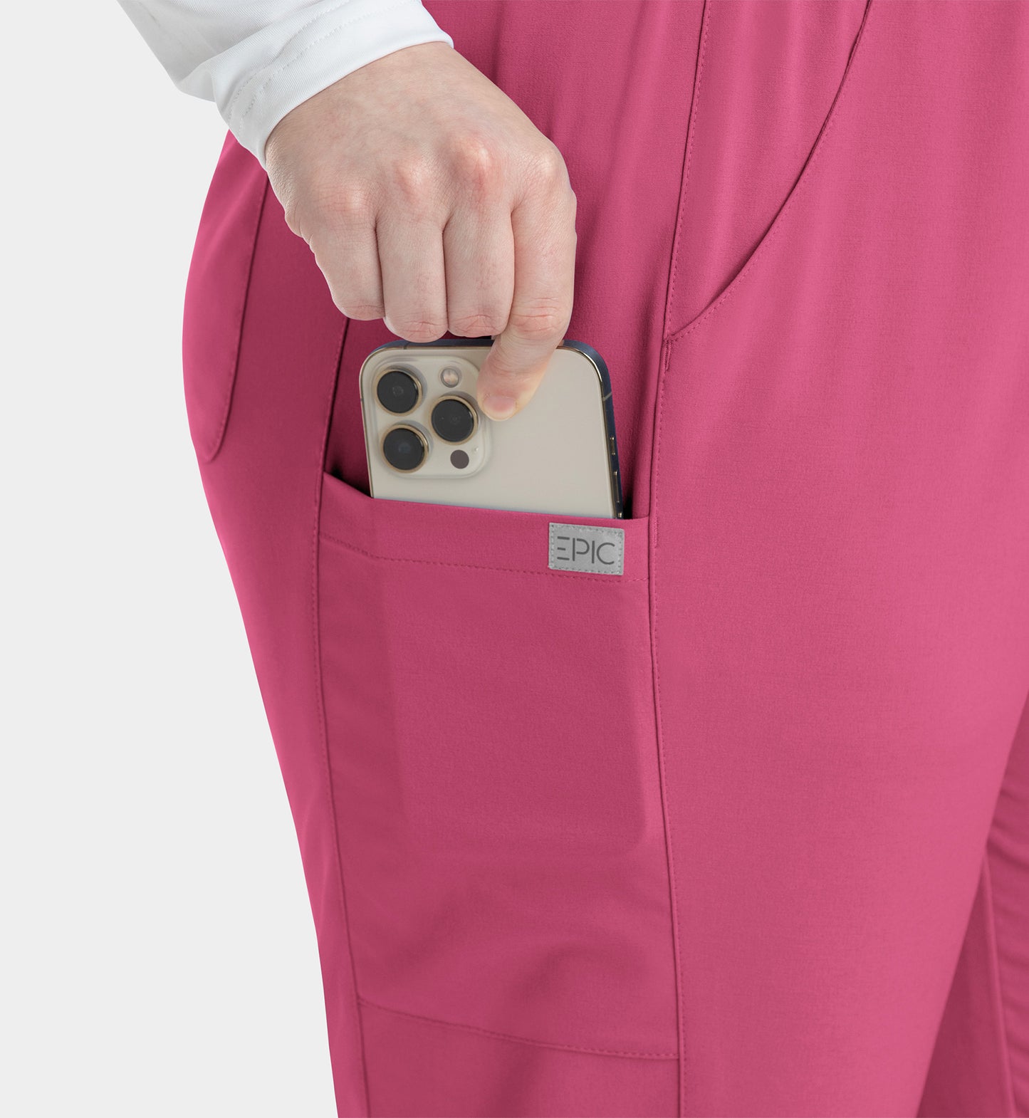 Women’s  IRG –EPIC Tapered Leg Pant 9811