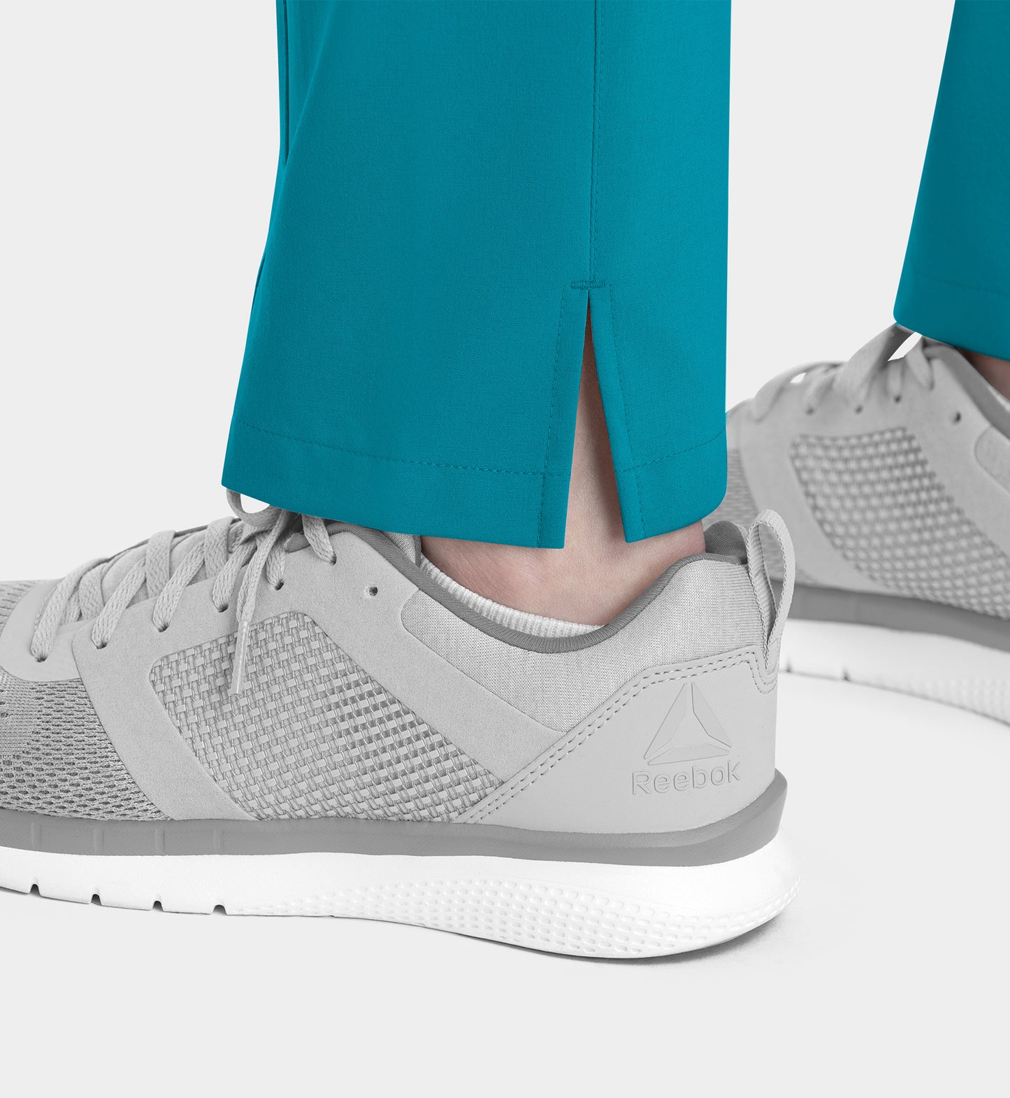 Women’s  IRG –EPIC Tapered Leg Pant 9811